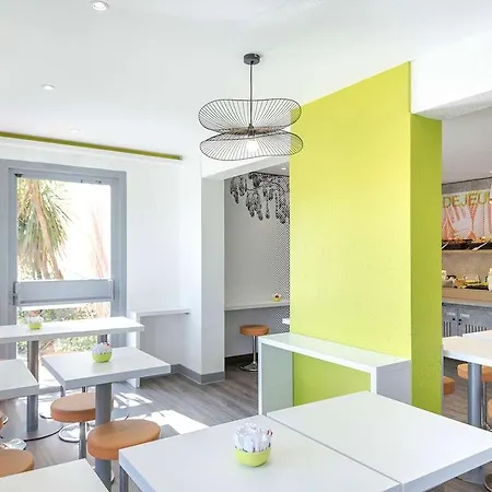 Ibis Budget Saint Raphael Capitou A8 Фрежюс