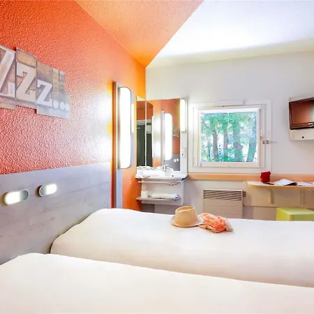 Ibis Budget Saint Raphael Capitou A8 *