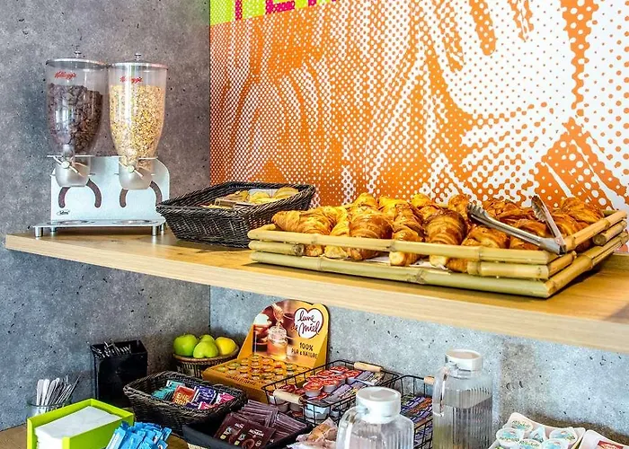 Ibis Budget Saint Raphael Capitou A8 *