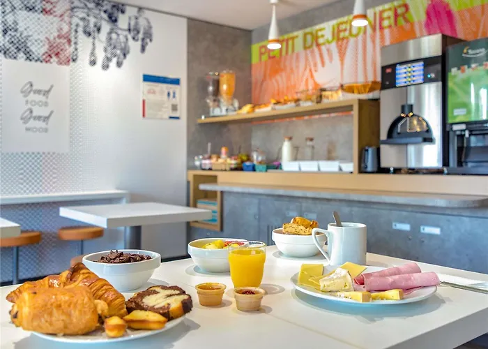 Ibis Budget Saint Raphael Capitou A8 فندق